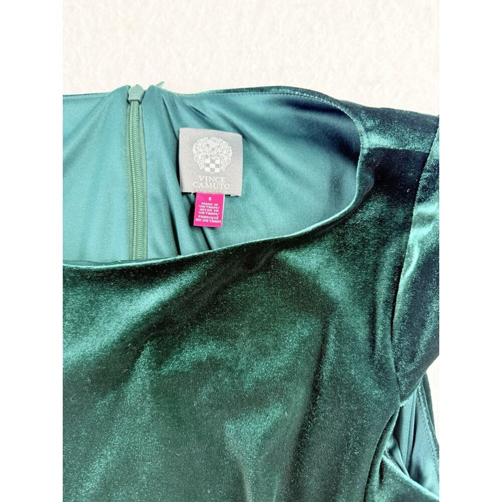 Vince Camuto Green Velvet Sheath Dress Short Sleeve Ruched Knee Length Size 8 - Picture 4 of 8